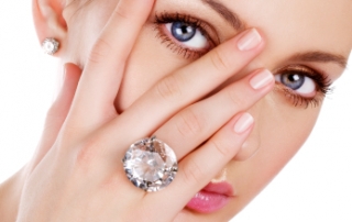 The Famous Jewelry of Marilyn Monroe